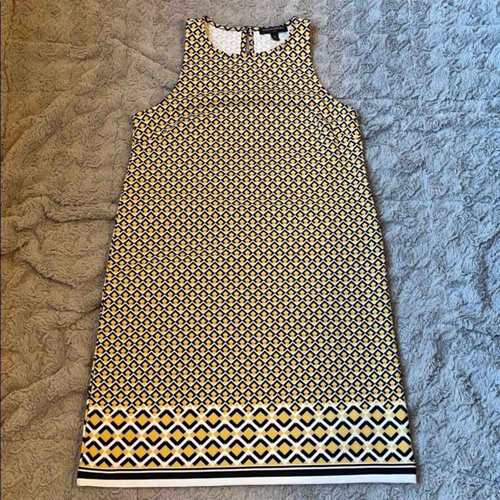 XS Banana Republic shift dress with keyhole back
